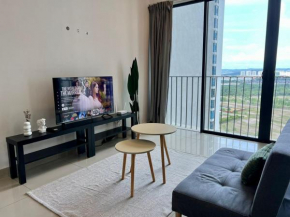Eighteen Suite at Trefoil Setia Alam